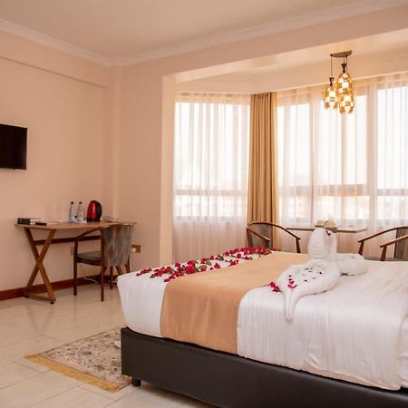 Villa Grazia Luxury Hotel ナイバシャ エクステリア 写真